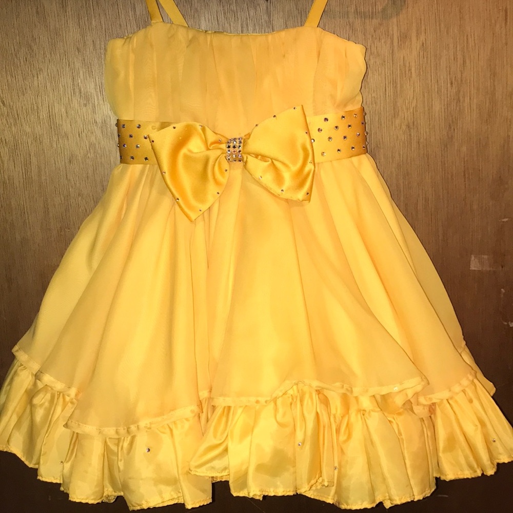 Beautiful yellow fancy dress